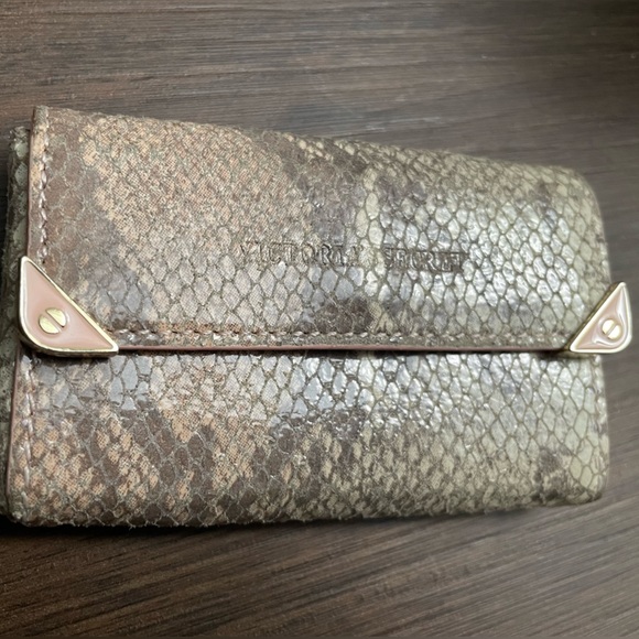 {Victoria's Secret} faux snakeskin card holder business card holder cc case - Picture 3 of 4